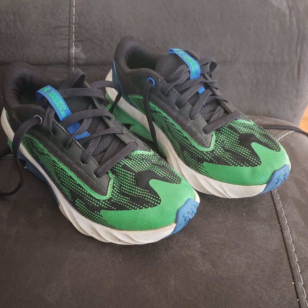 Under Armour Running Shoes